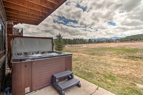 Lovely Big Sky Getaway Near Skiing And Golf!
