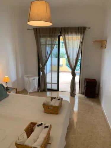 Apartamento Luminoso Con Terraza En Playa Jard�n