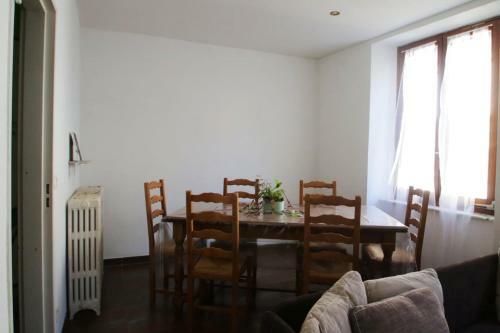 Maison de 5 Chambres Avec Terrasse Et Wifi A Guebwiller