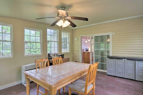 Cozy Kingston Retreat About 2 Mi To Hudson River!