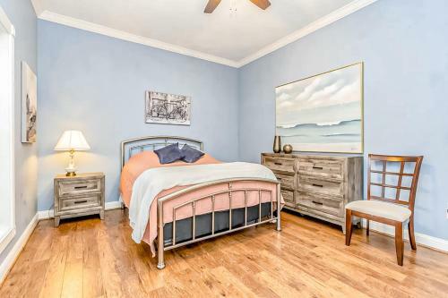 Lakefront Colonial
