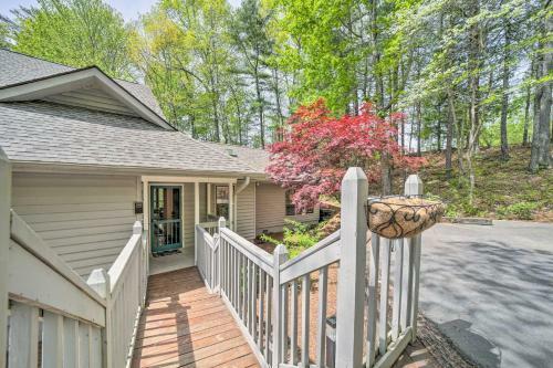 Apartamento Scenic Sapphire Condo With Deck And Gas Grill!