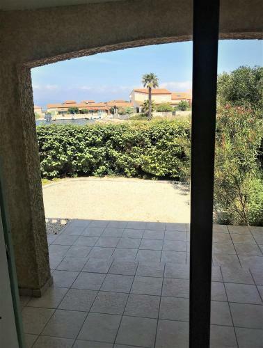 Villa Maison Au Bord De L Eau
