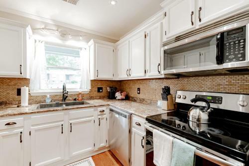 Dutch Creek Cottage- 10 Mins To Lake Murray!