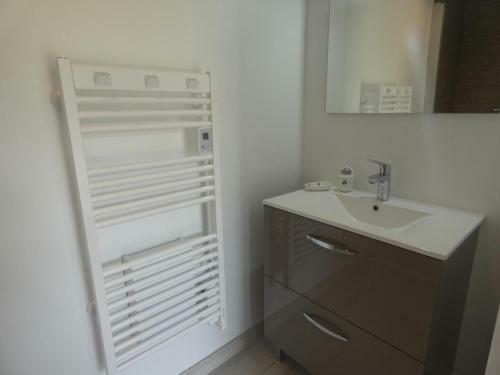 G�te L�on, 3 Pi�ces, 4 Personnes - Fr-1-360-709
