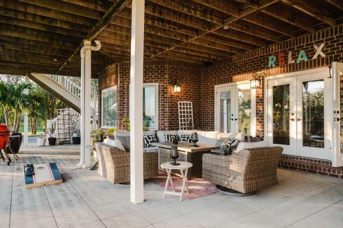 The Above Lakeside Retreat Nashville