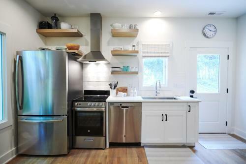 Five Points Cottage