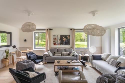 La Villa Du Golf - Avec Piscine Couverte Chauff�e Et Jacuzzi