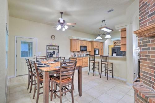 Family-friendly Woodway Home With Private Yard!