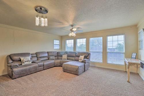Family-friendly Woodway Home With Private Yard!