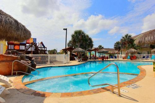 Parrot's Hideaway Townhouse
