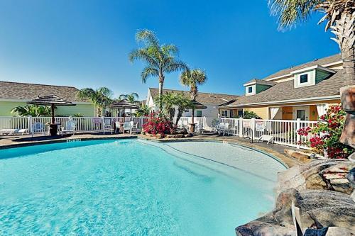Parrot's Hideaway Townhouse