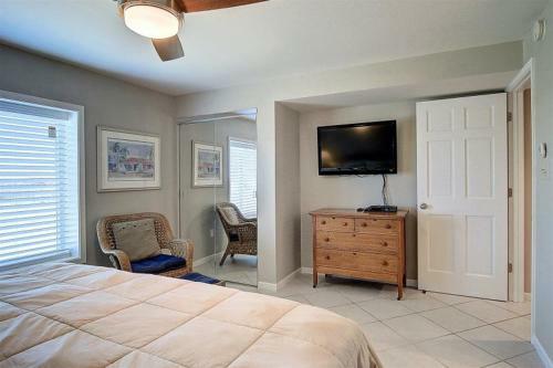 Apartamento Ir117 1st Floor Condo, 3 Bedroom, Shared Pools, Boardwalks