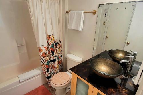 Sea Sands Condominium #103