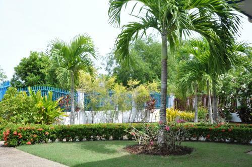 Hotel Olivia Resort Serviced Apartments And Bungalows