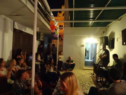Le Penguin Hostel