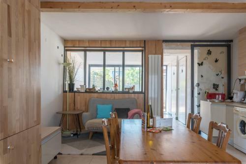 Maison Avec V�randa Et Jardin � 5 Min Des Plages