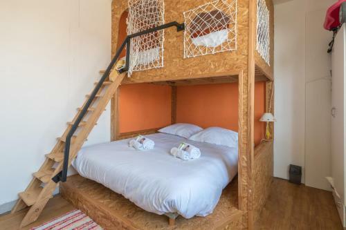 Maison Avec V�randa Et Jardin � 5 Min Des Plages