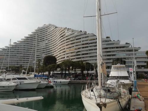 Apartamento Joli Studio Bord de Mer � Marina Baie Des Anges