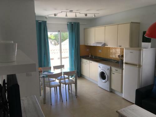 Hoplaco Beach Apartment