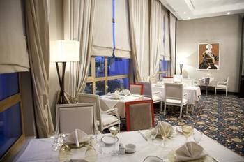 Regency Tunis Hotel