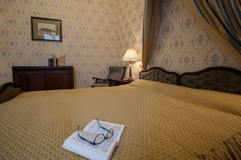 Grand Hotel