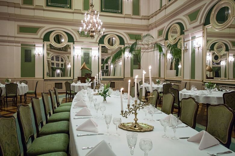 Grand Hotel
