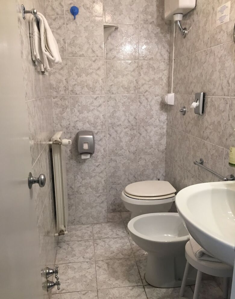 Hotel Gamma