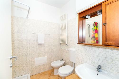 Chiavari Cozy Apartments In Villa With Shared Garden & Parking