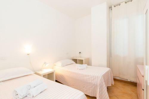 Chiavari Cozy Apartments In Villa With Shared Garden & Parking