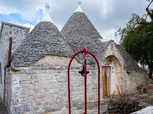 Heritage Holiday Home In Palmisano With Barbeque
