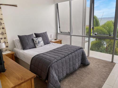 1 Bright Point Apartment 2303