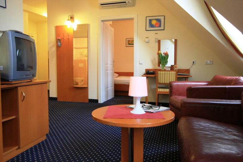 Suite Hotel 900 M Zur Oper