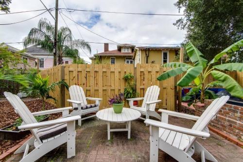 Jbh 115 W 2nd Apt #2