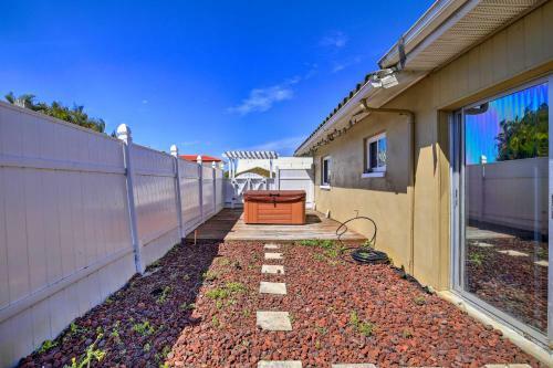Clean Single-story Home With Hot Tub - Pets Welcome!