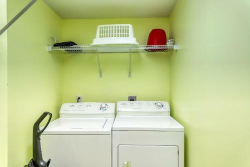 Sterling Shores 313 Destin (Condo)