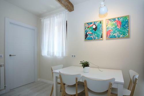 Burgo de Osma Uxama Luxury Apartments Sl