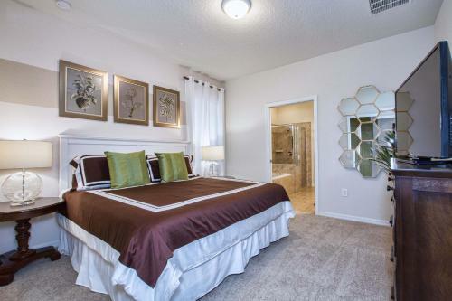 Windsor At Westside-7 Bedrooms House W/pool-3712ww