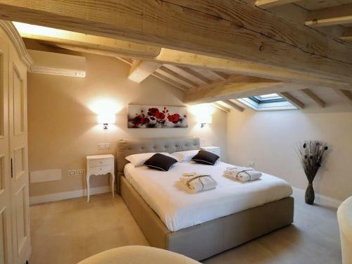 Locazione Turistica Mansarda Apartament
