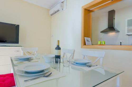 Apartamentos Ribera Del Puerto