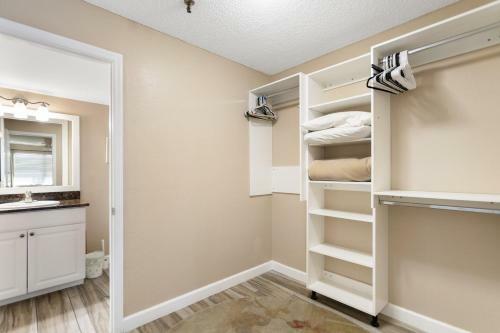 312 Beach Place Condos