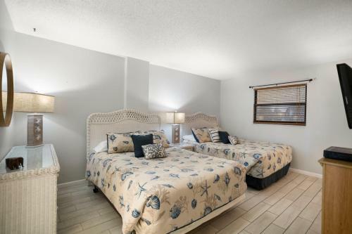 405 Beach Place Condos
