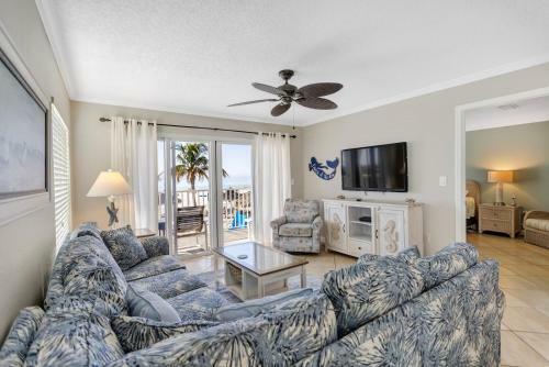 106 Beach Place Condos