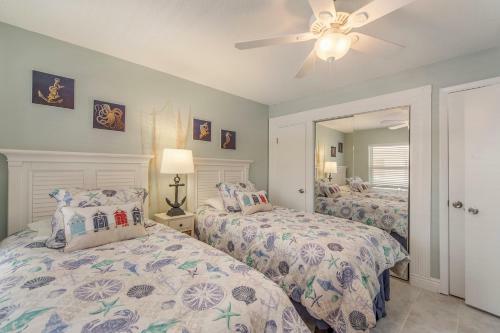 406 Madeira Norte Condo