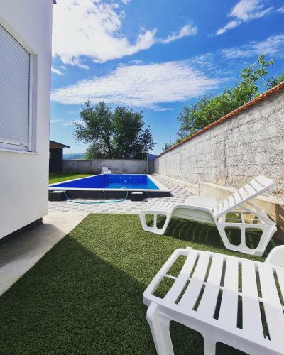 Holidayhousearies