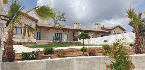 Chrystallia Holiday Villas