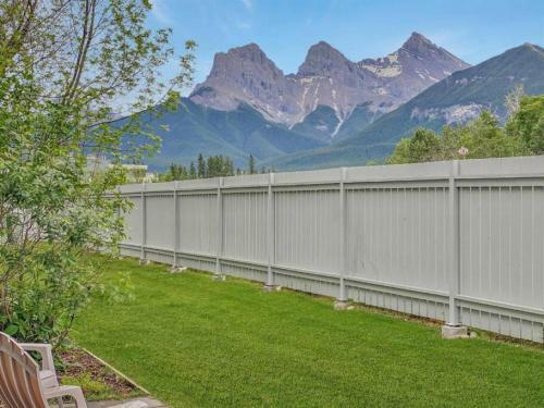 Apartamento The Norquay Pet-friendly 2 Bed With Mtn View
