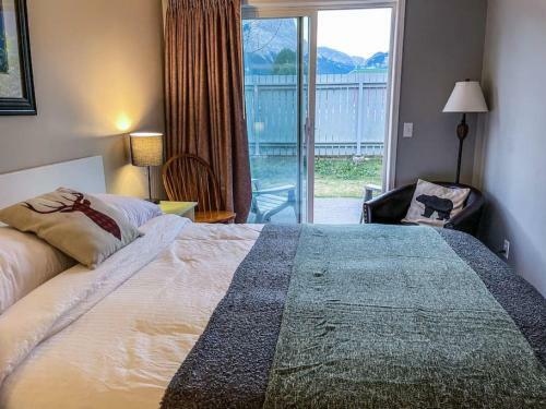 Apartamento The Norquay Pet-friendly 2 Bed With Mtn View