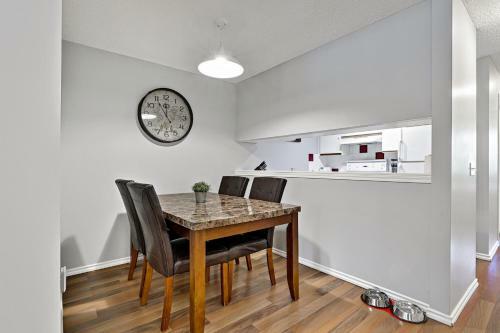 Apartamento The Norquay Pet-friendly 2 Bed With Mtn View