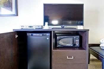 Best Western Plus Fergus Hotel